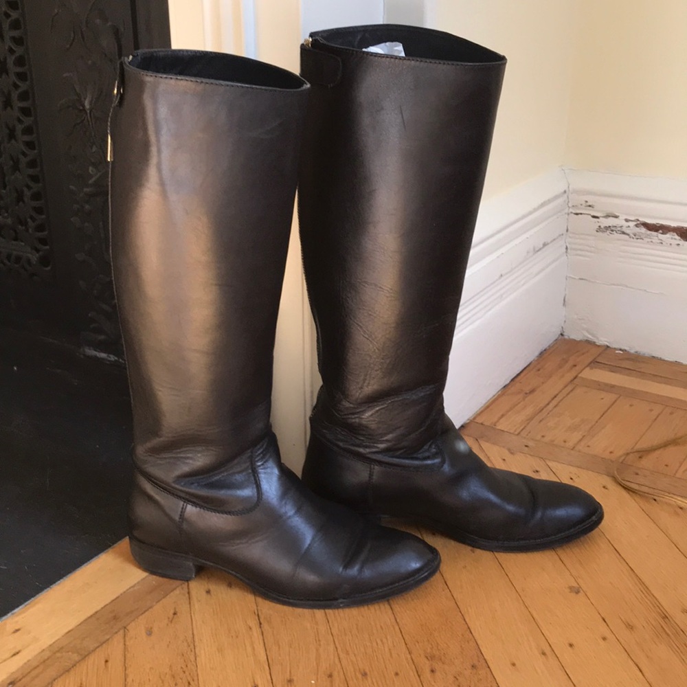 Women’s riding boots style